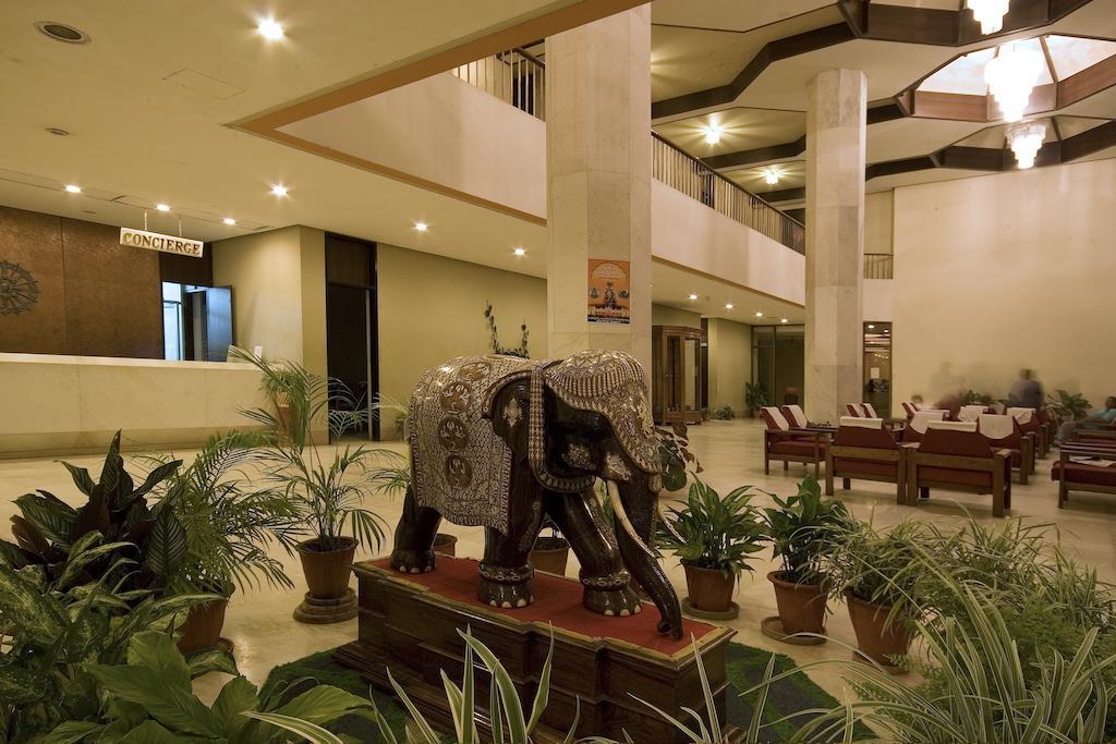 Hotel Paradise - Mysore Dasaprakash Group 외부 사진