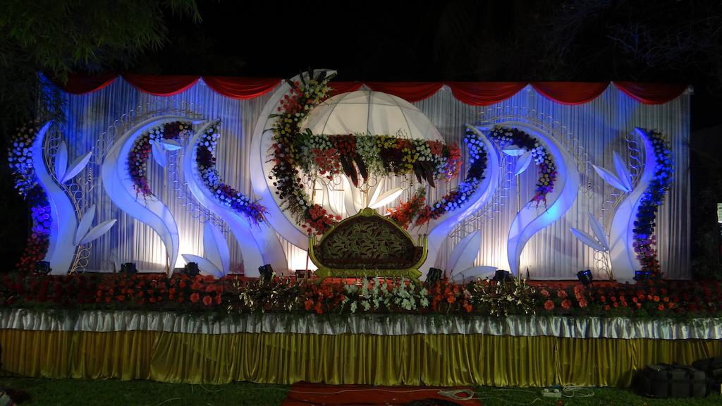 Hotel Paradise - Mysore Dasaprakash Group 외부 사진